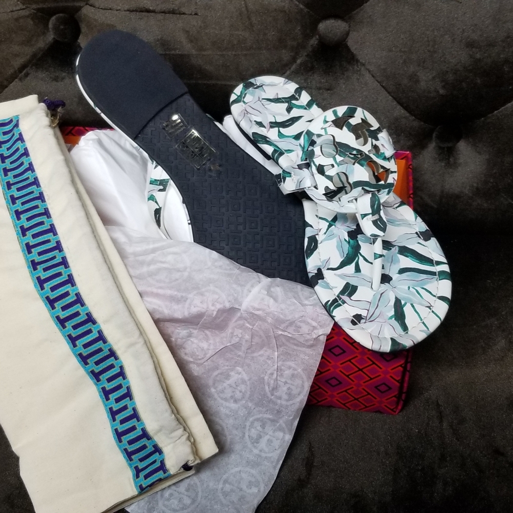 Brand new authentic tory burch sandals